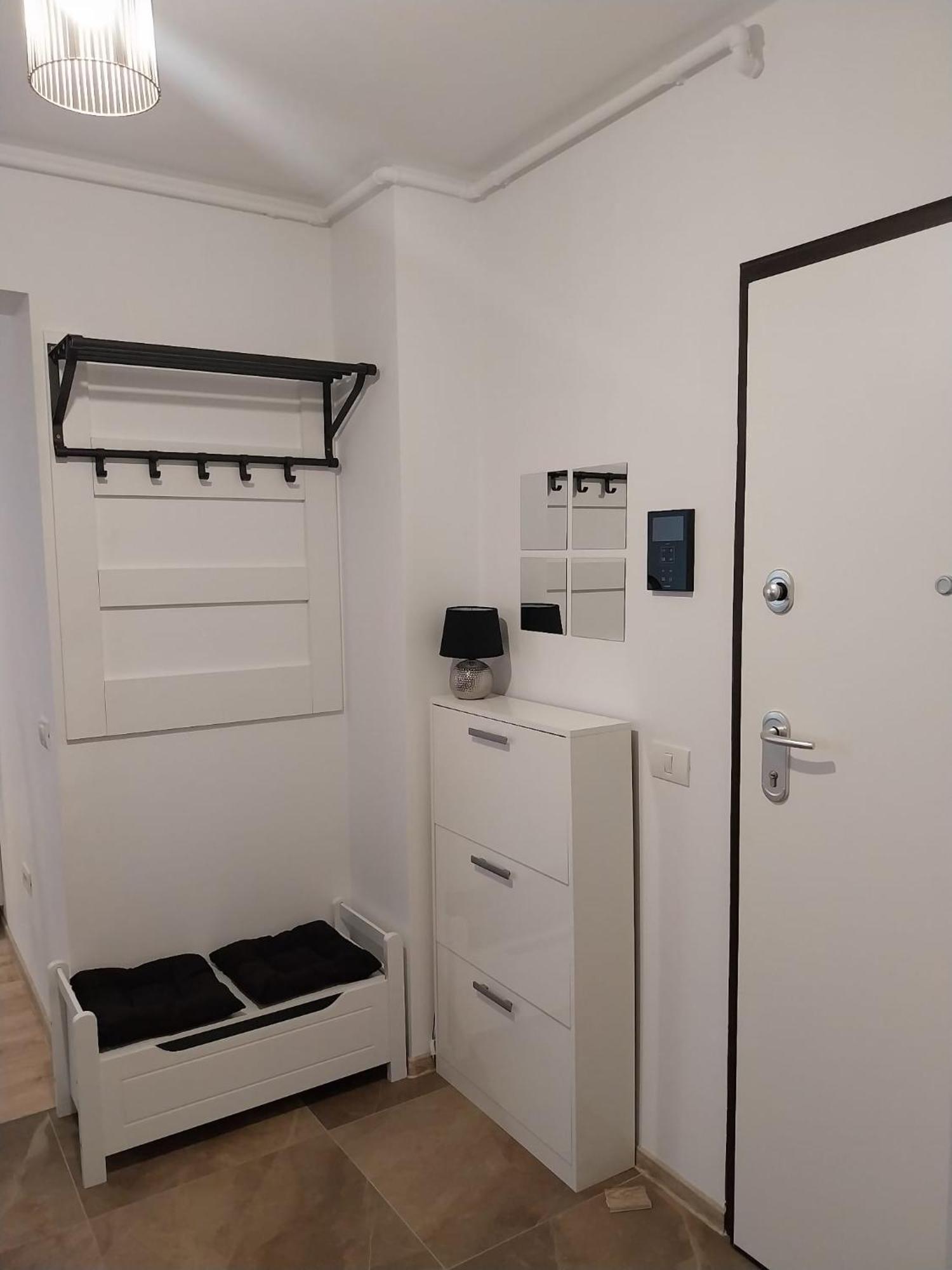 Coresi Mall 52 Stefan Baciu, Apartament Brașov