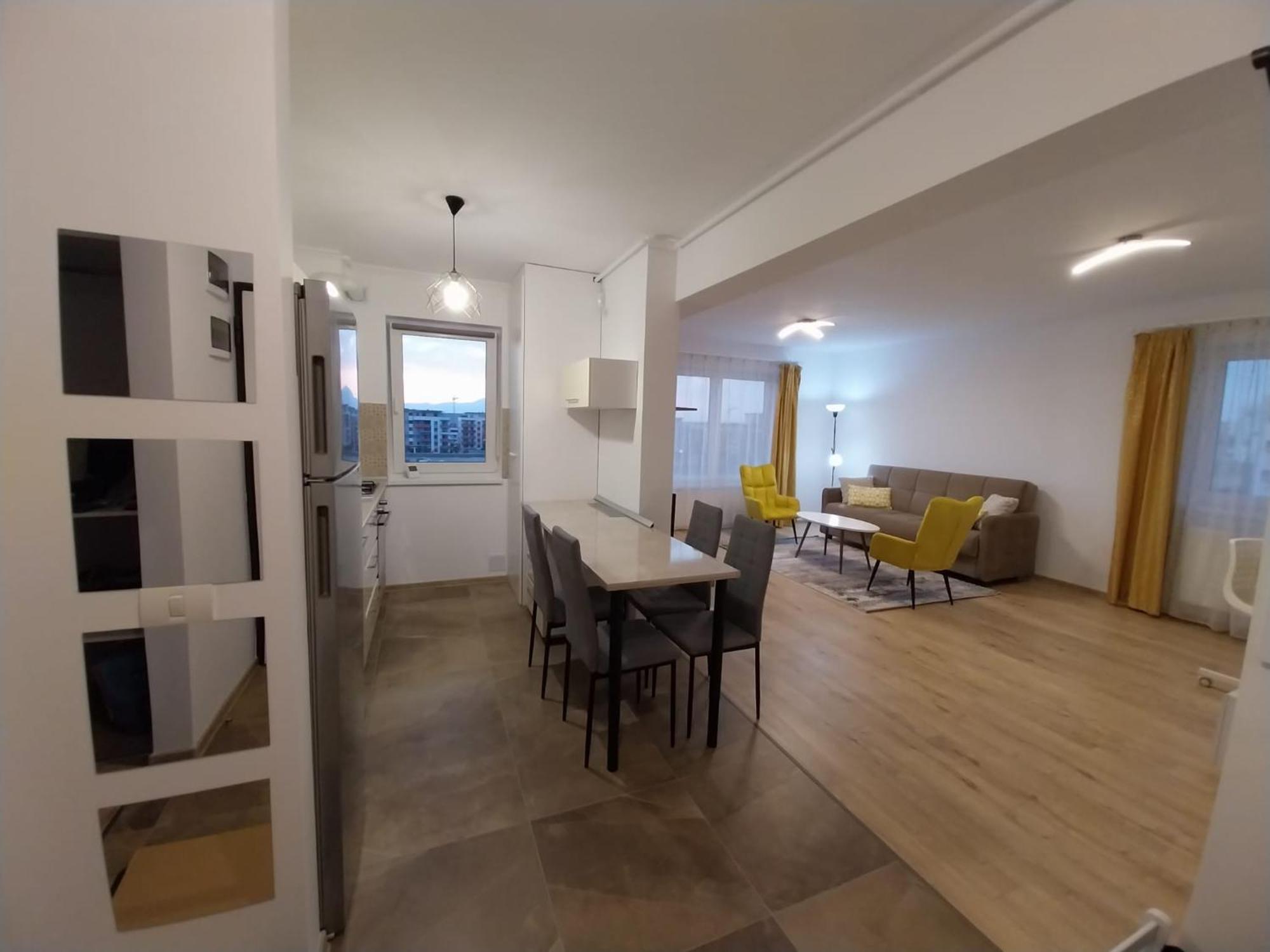Coresi Mall 52 Stefan Baciu, Apartament Brașov
